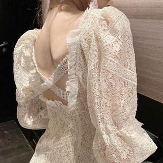 Đầm Tiểu Thư Trắng Muốt Điệu Đà
