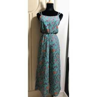 Jumpsuit hoa hở lưng Chất cát hàn Size S M 120k