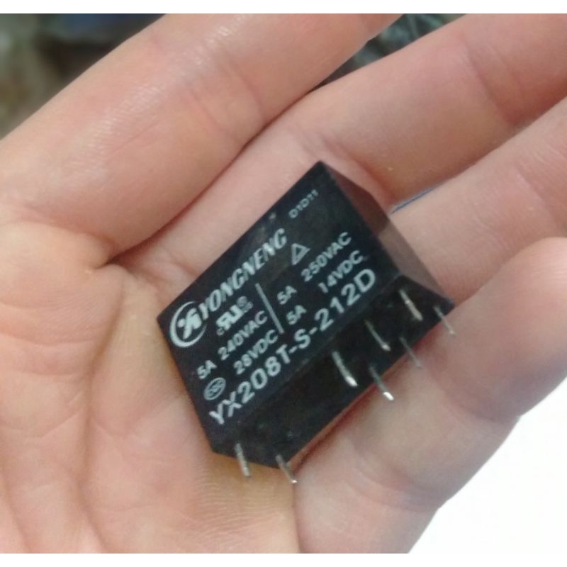 Relay / Rơle / Rờ le / YongNeng / YX208T-S-212D / 12VDC / 8 Chân / 5A