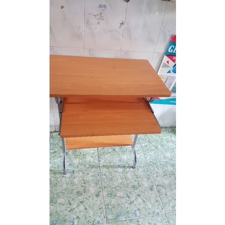 Bàn vi tính 7 tấc