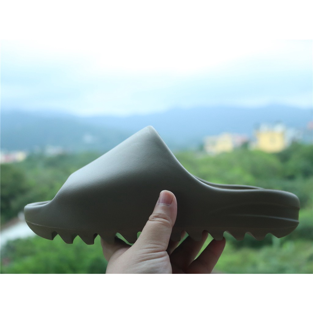 DÉP BÁNH MỲ MÀU NÂU TRƠN