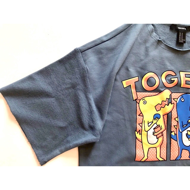 Áo thun cánh dơi form croptop rộng in Khủng Long Together vnxk