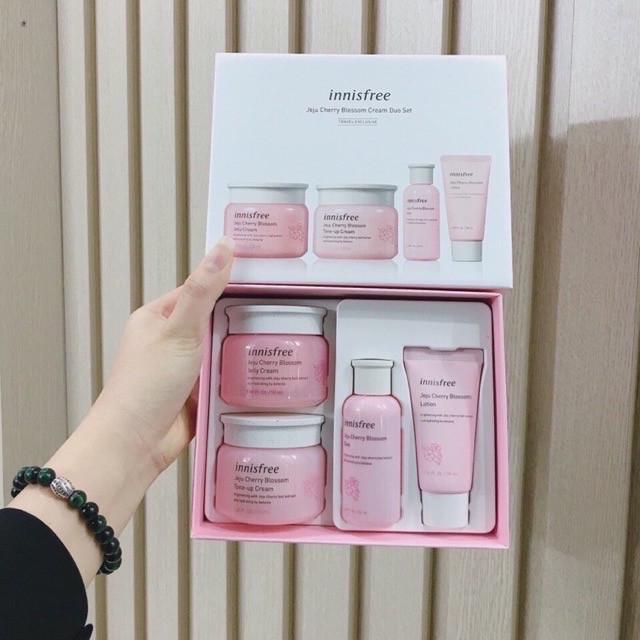 [Cherry] Bộ dưỡng trắng da 4 món Innisfree Jeju Cherry Blossom Cream Duo Set