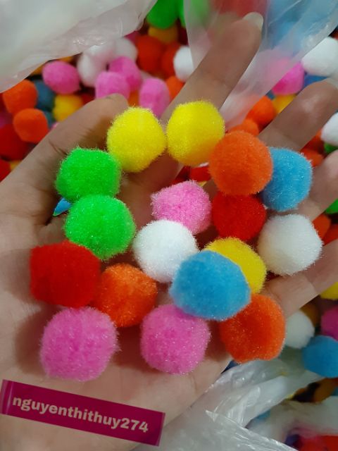 Pom pom loại 2cm trộn màu hoặc 1 màu Trang Trí Slime