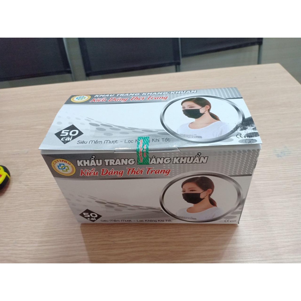 khẩu trang y tế 4 lớp than hoạt tính 50 cái màu xám