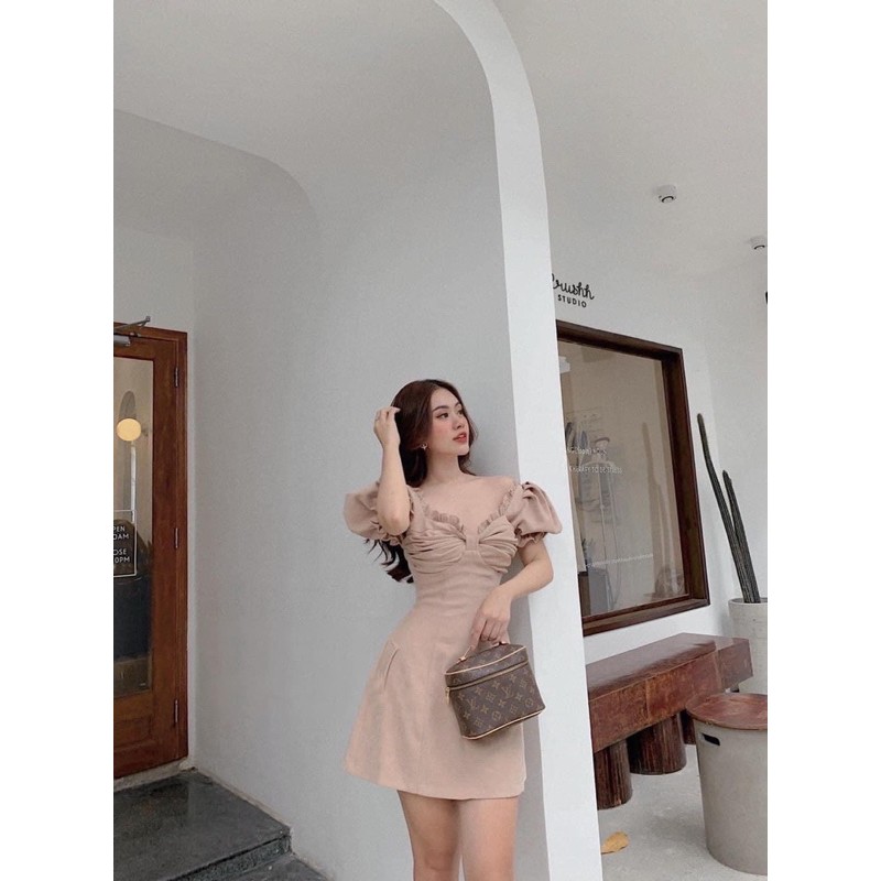 [Mã WASTMAY giảm 15% tối đa 30K đơn 150K] Đầm tay bồng xếp li ngực viền bèo | BigBuy360 - bigbuy360.vn