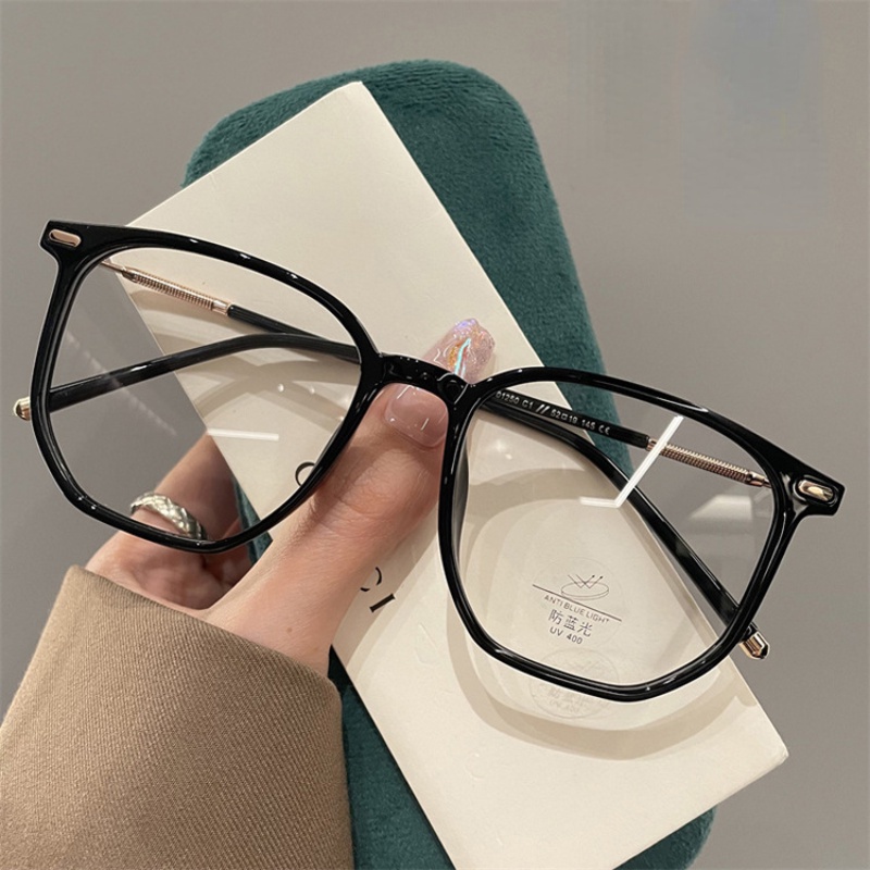 Mắt Kính Gọng Vuông Oversize Trong Suốt Chống Ánh Sáng Xanh