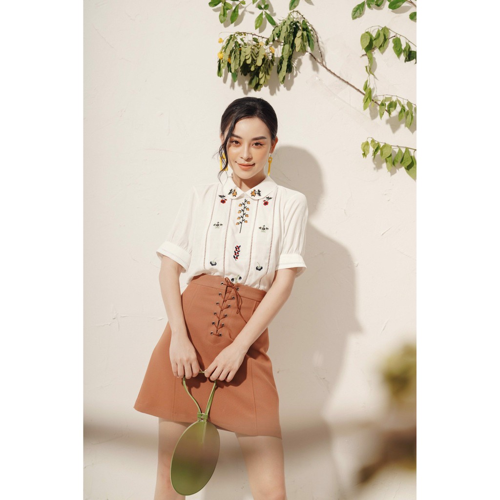 Áo sơ mi cổ vic trắng can ren thêu hoa 1AO1002 ADORE DRESS | BigBuy360 - bigbuy360.vn