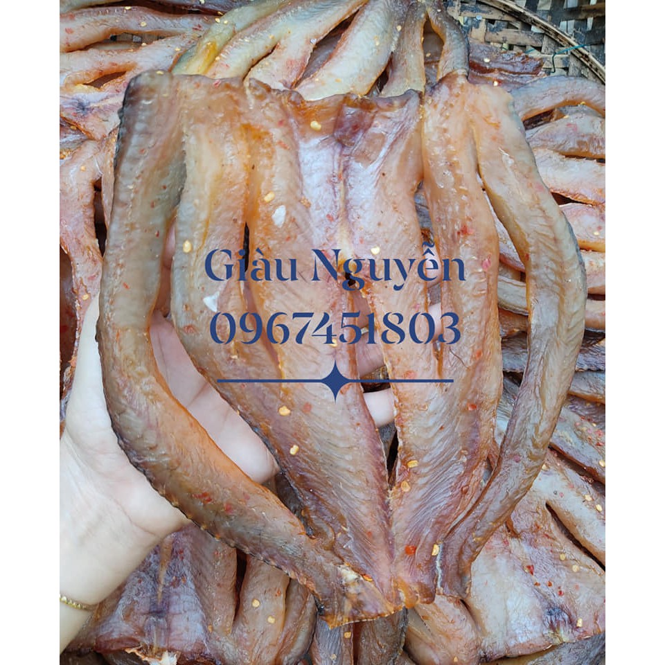 Khô cá lóc 3 đủ 3 nắng tư nhiên An Giang loại nhất, vị vừa ăn, không mặn.