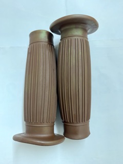 Bao tay đồ chơi cho xe máy