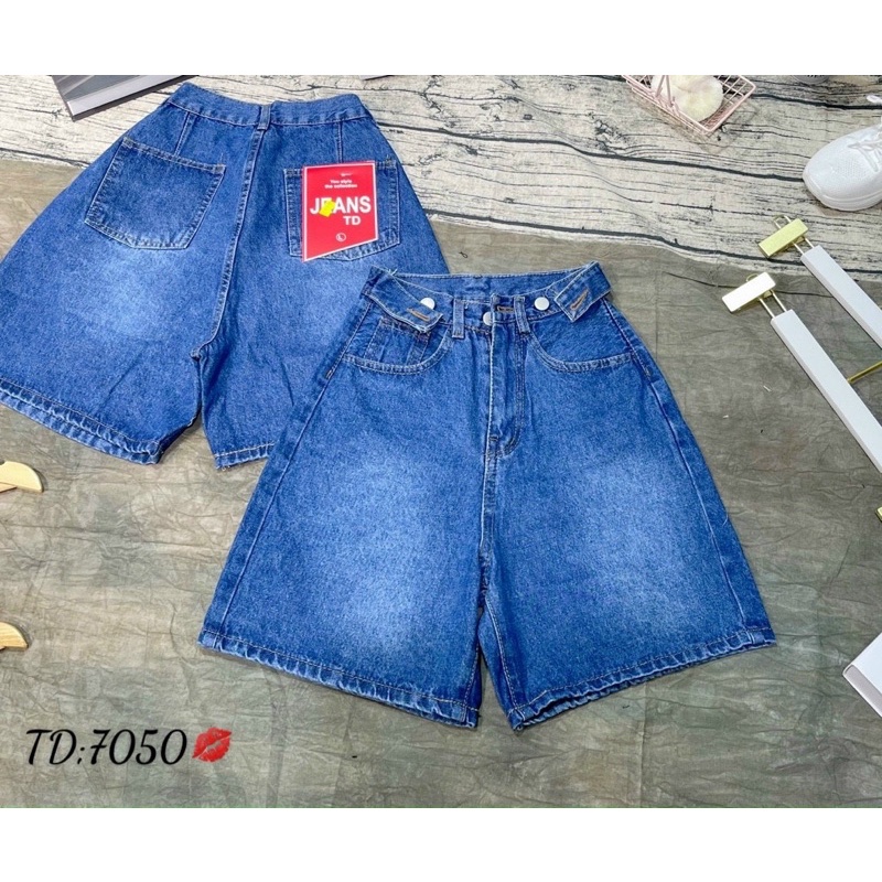 Quần Jeans Ngố Nút Gài