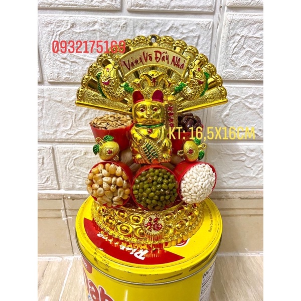 Tháp tỏi ngũ đậu ly đỏ quạt vàng chiêu tài lộc