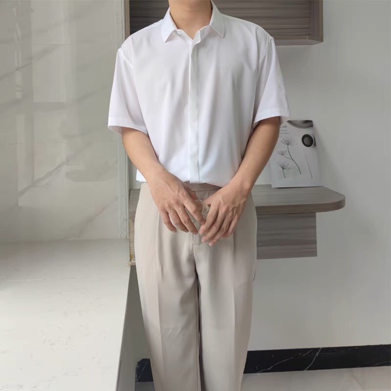 Áo sơ mi ngắn tay cổ bẻ giấu nút from rộng hiện đại