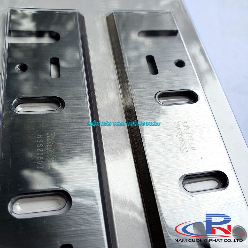 Bộ lưỡi bào 136mm Makita D-71227- Dùng cho máy 1804N