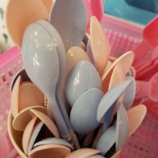 Thìa ăn dặm, uống sữa