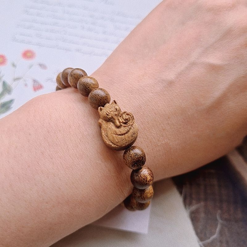 Vòng Tay Trầm Tốc 8ly Mix Chamr Hồ Ly Ôm Sen - N322