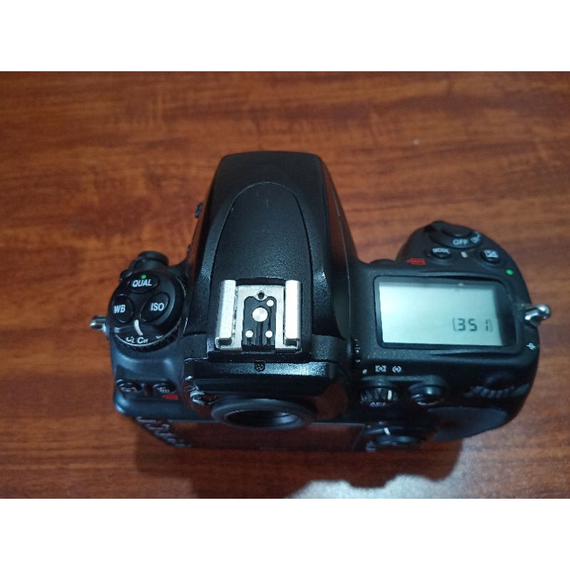 Body máy ảnh nikon D700 | BigBuy360 - bigbuy360.vn
