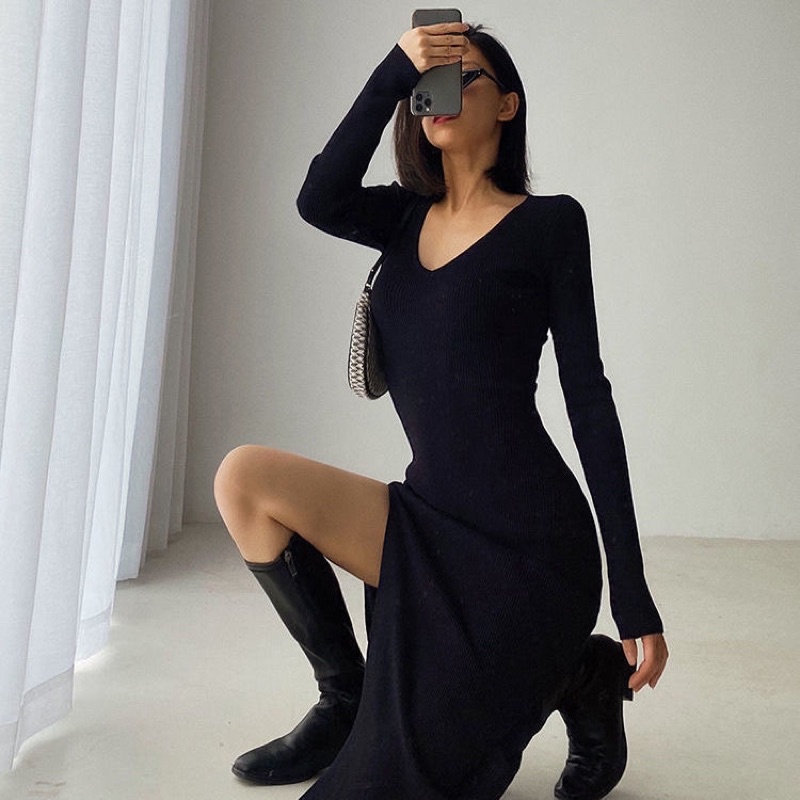 Đầm len tăm dáng dài xẻ tà cổ V tay dài hàng taobao