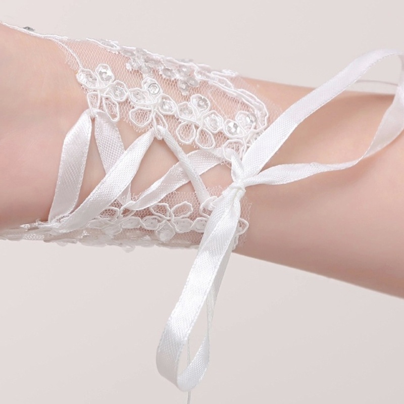 Găng Tay Ren Cho Cô Dâu Thời Trang Xuân Hè