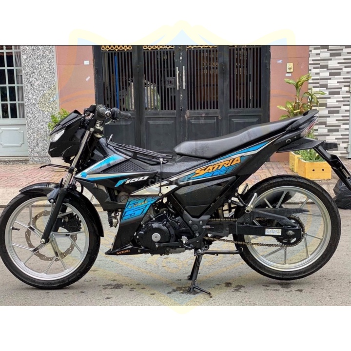 ( Quí khách vui lòng mang ra tiệm cho thợ dán ) Tem satria fi xanh đen v1