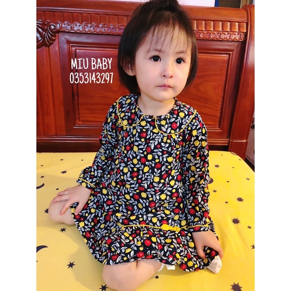 Váy hoa Sẻrgent xoè đuôi cá babydoll bé gái du xin