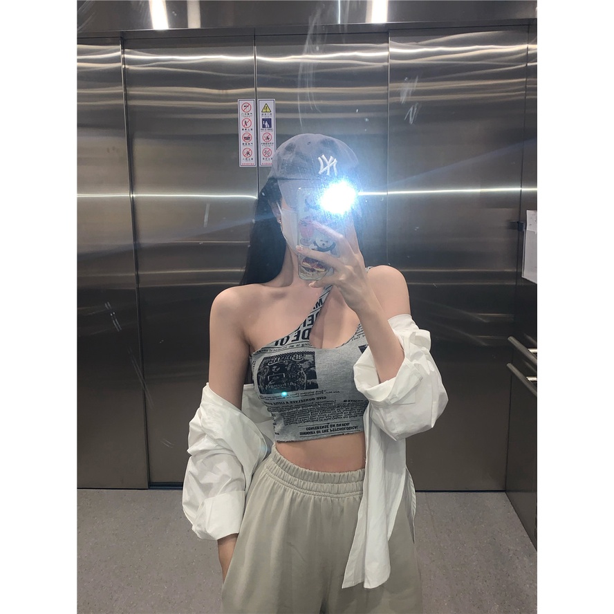 Cocory vn Áo Hai Dây Croptop In Họa Tiết Tờ Báo Thời Trang Quyến Rũ Cho Nữ