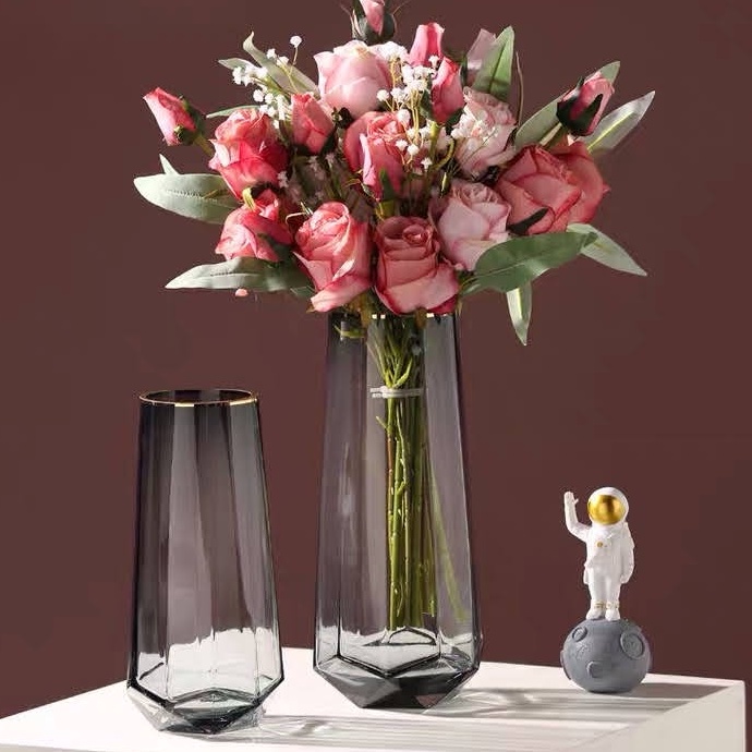 Bình hoa thuỷ tinh viền vàng đáy đa giác cao cấp QShop Decor , lọ hoa decor trang trí phòng khách để bàn làm việc