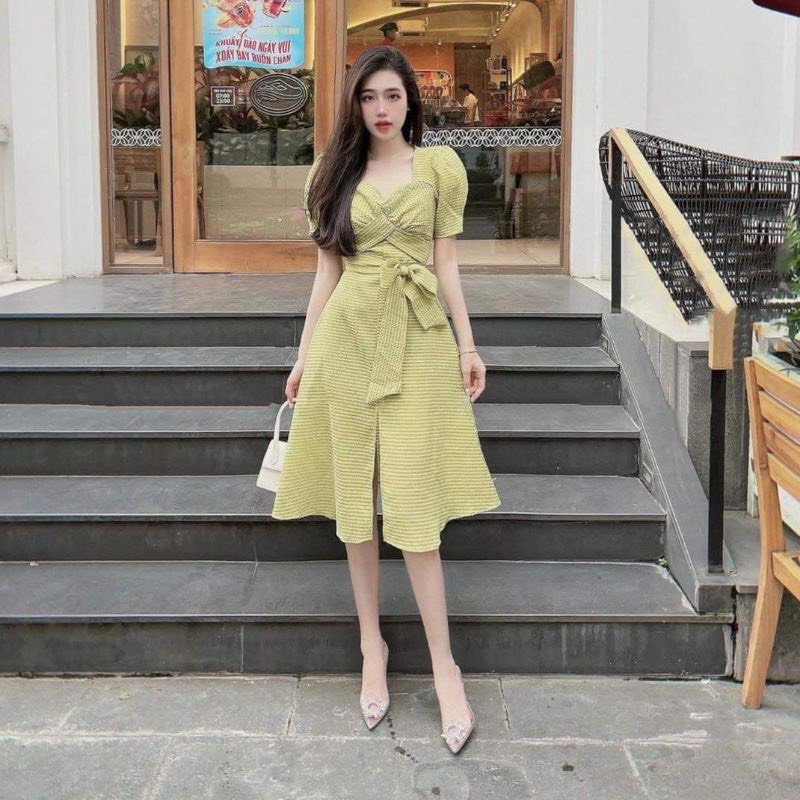 Đầm dạo phố cổ vuông đan chéo ngực cột nơ lưng xẻ tà nhẹ nhàng thanh lịch - HELEN dress