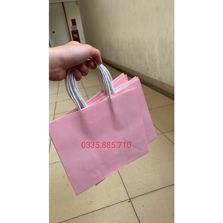 Sét 100 túi giấy kt 22x20x8cm đựng mỹ phẩm, quần áo Kraft Nhật quai xoắn cao cấp có sẵn