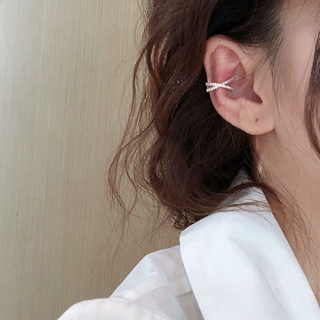 Khuyên Kẹp Vành Tai Hình Chữ C Đính Đá Kim Cương Giả Bằng Kim Loại Màu Vàng Kim Cho Nữ