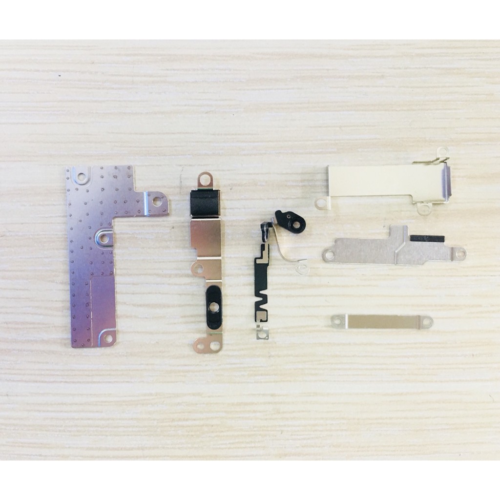 Bộ nẹp trên main iphone 7, không kèm ốc