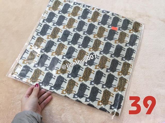 Khăn lụa vuông họa tiết 70x70cm phong cách Hàn Quốc - ib chọn màu