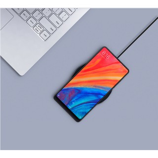 Đế sạc nhanh không dây chuẩn Qi