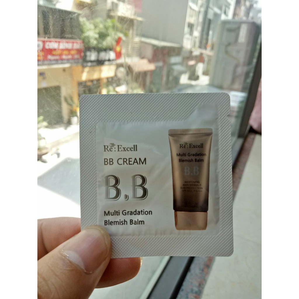 Kem nền Bbcream Re:Excell Multi Gradation Blemish Balm R&B chống nắng, che khuyết điểm và làm kem lót