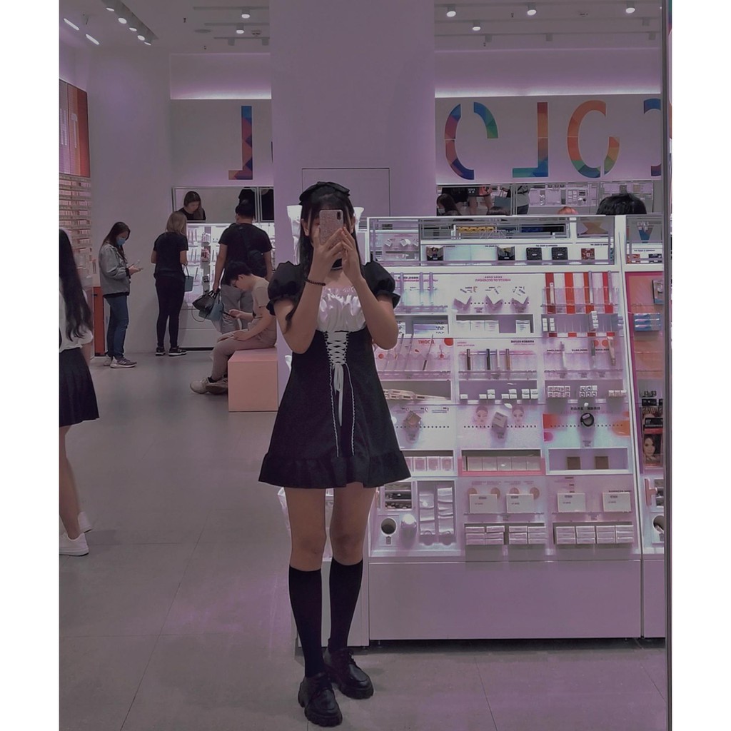 Đầm lolita tay phồng ôm eo dáng xòe màu đen thời trang Nhật Bản cho nữ | BigBuy360 - bigbuy360.vn