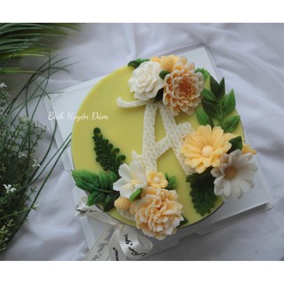 Bộ chữ hoa size lớn, size nhỏ và số bằng Mika