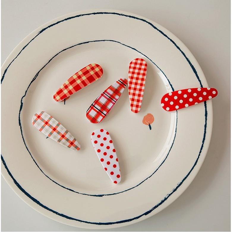 Kẹp tóc bấm giọt nước caro chấm bi đỏ dễ thương K134