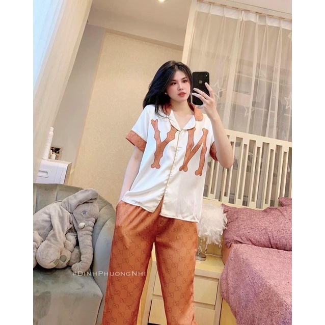 Bộ lụa mặc nhà