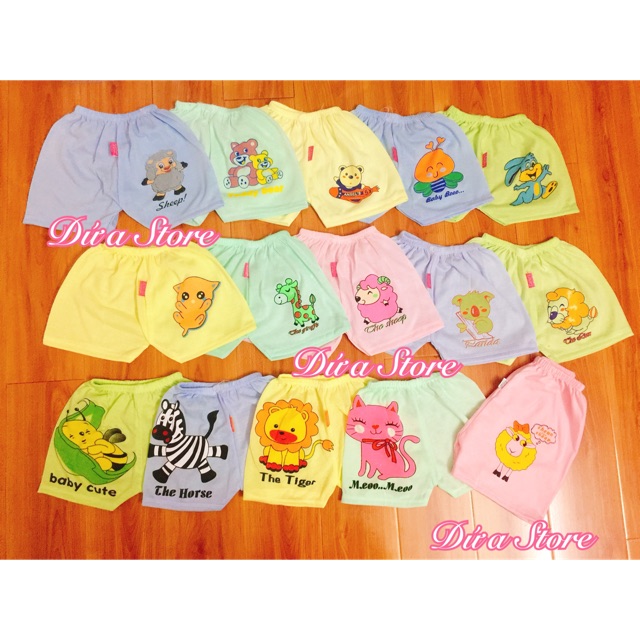 1 Quần đùi Carter cho bé