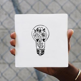 Khuôn decal bóng đèn hoa