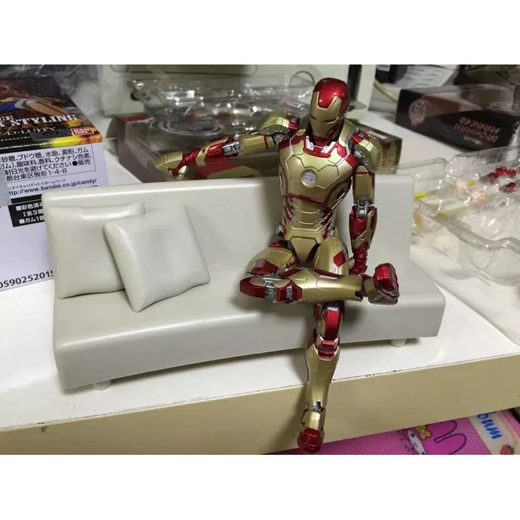 Mô Hình Nhân Vật Iron Man Mark 42 Bằng Pvc