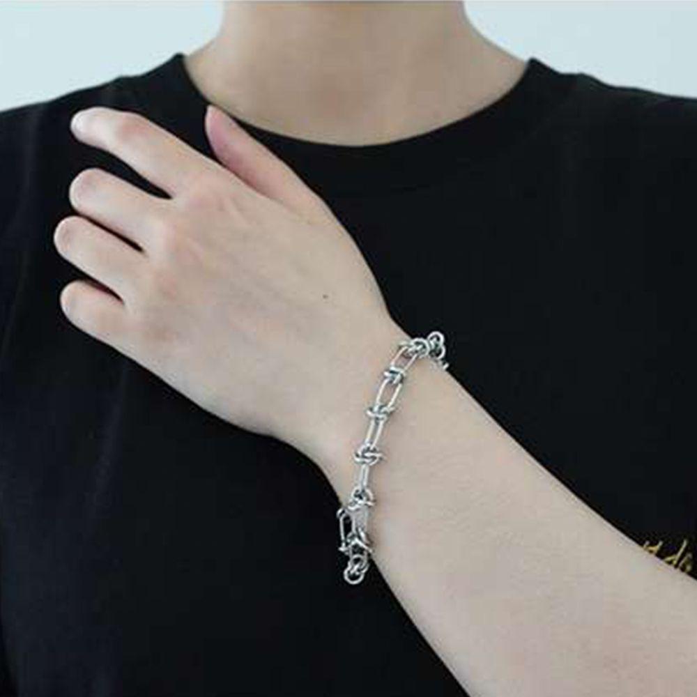 Vòng Đeo Tay Thép Titan Mạ Điện Chống Gỉ Độc Đáo Thời Trang Cho Nữ