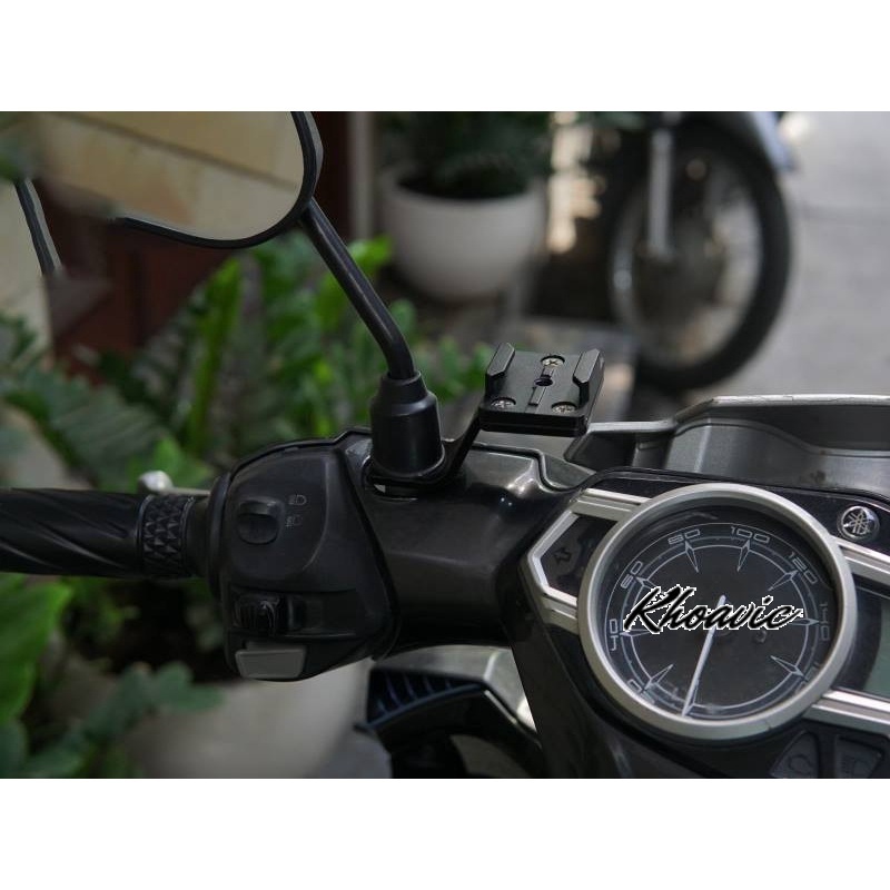 Pat Gắn GoPro / Action Cam Chân Kính Xe Máy