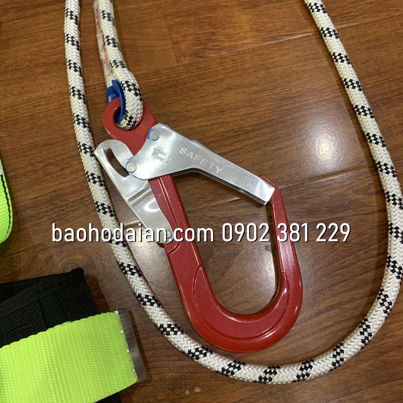 Dây an toàn bán thân 1 móc nhôm dây thừng giảm sốc Hàn Quốc có túi