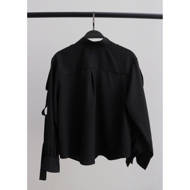 Áo sơ mi đen Cocosin