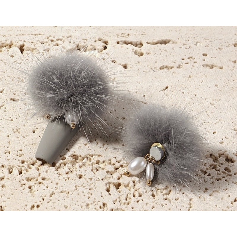 Charm lông vũ có nam châm ( ib shop chọn màu )