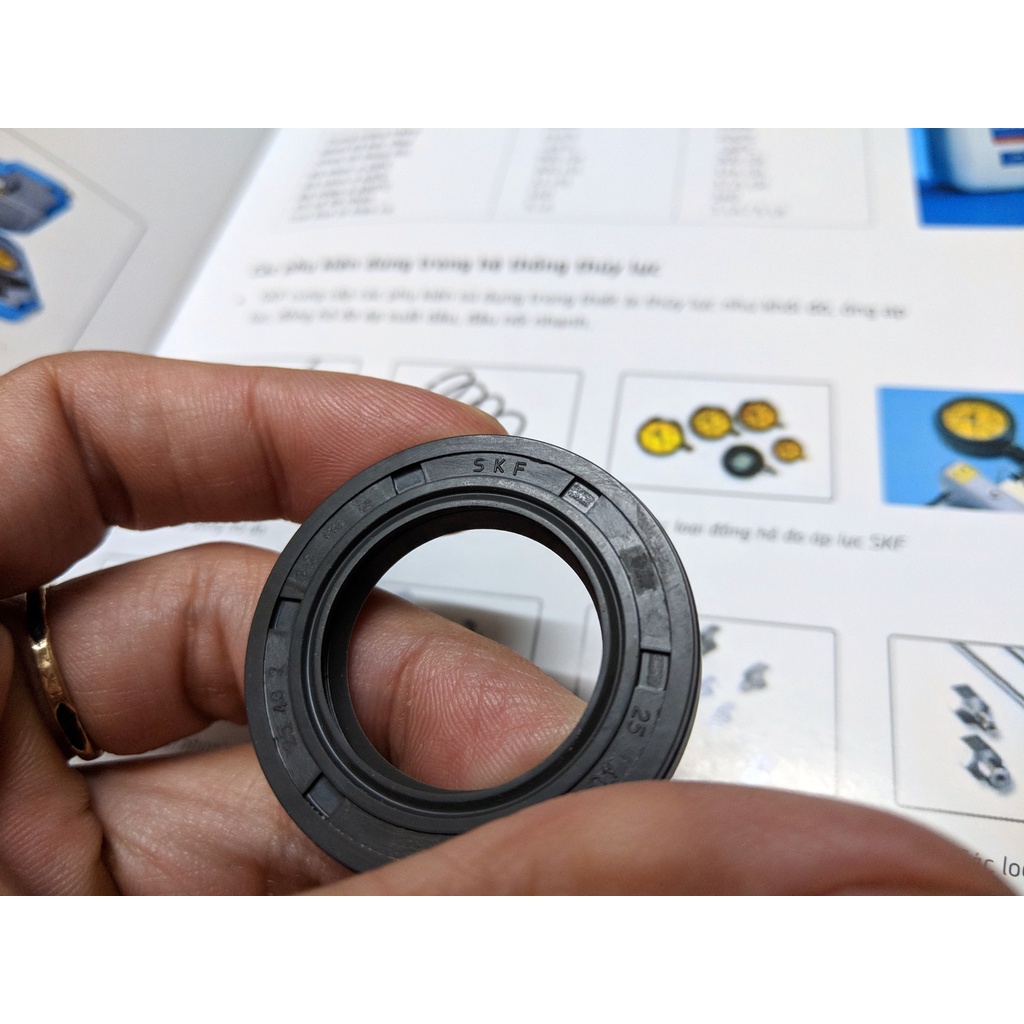 Phốt che bụi mâm xe dành cho Yamaha R15 v3