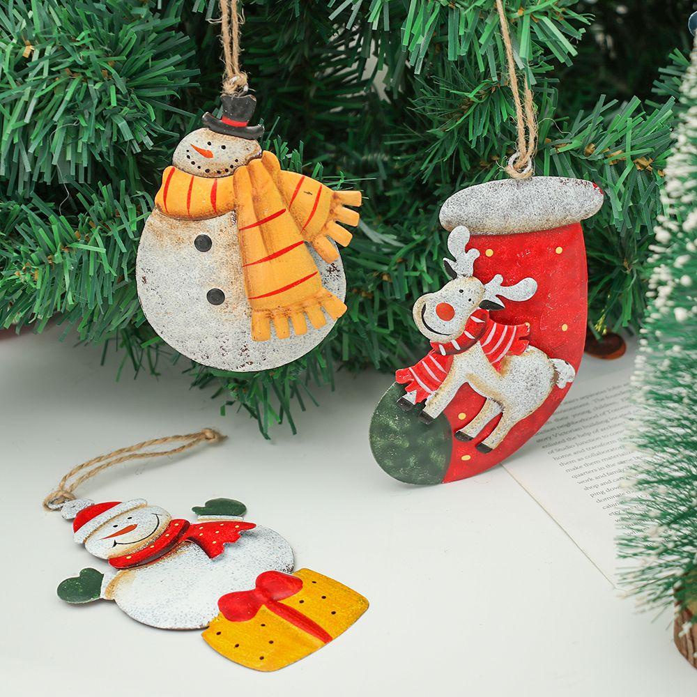 Phụ Kiện Treo Trang Trí Giáng Sinh Bằng Sắt Sơn Màu Nghệ Thuật