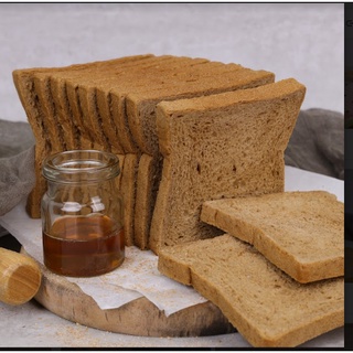 Bánh Mì Ngũ Cốc Nguyên Cám Gạch Đỏ 500Gr Chuyên Dành Cho Ăn Kiêng Eatclean Giàu Dinh Dưỡng