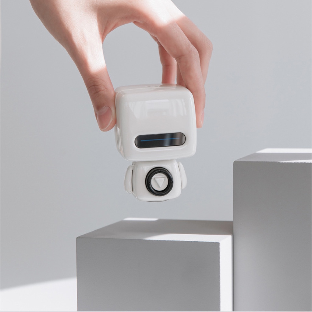 Loa bluetooth không dây hình rô bốt đáng yêu